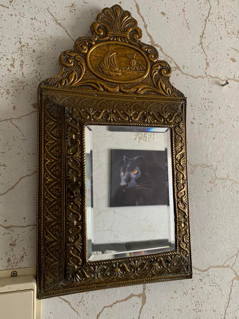 Antiek borstel kastje spiegel, Antiek en Kunst, Ophalen of Verzenden, Rechthoekig, Minder dan 50 cm