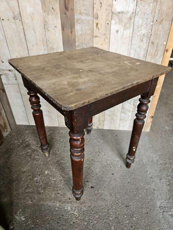 oud frans cafe tafeltje ``WOONWINKEL RUSTIEK``, Antiek en Kunst, Antiek | Meubels | Tafels, Ophalen of Verzenden