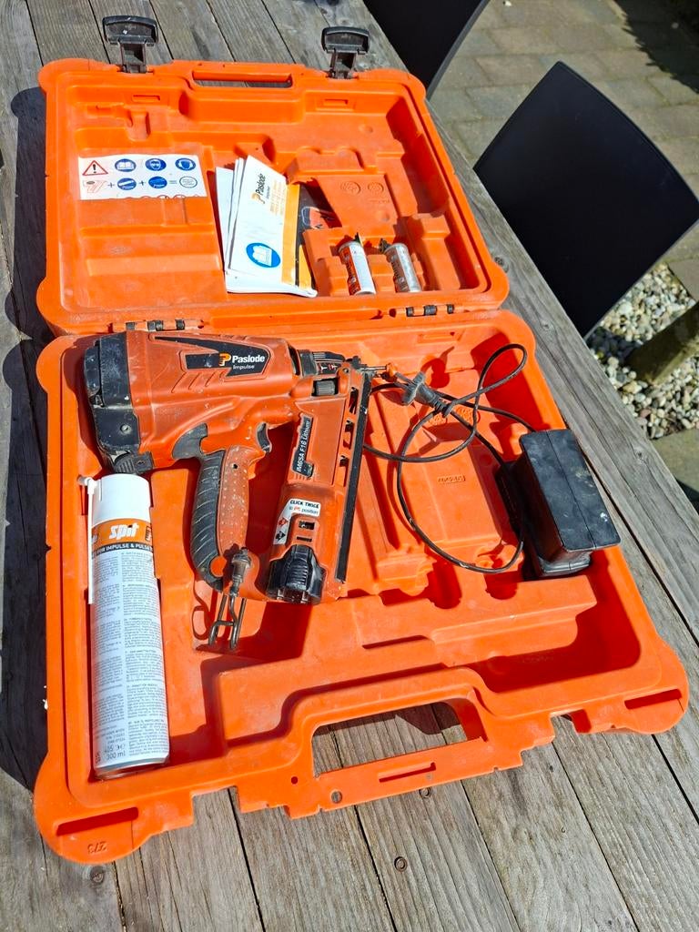Paslode IM65A F16 tacker in koffer, Ophalen of Verzenden