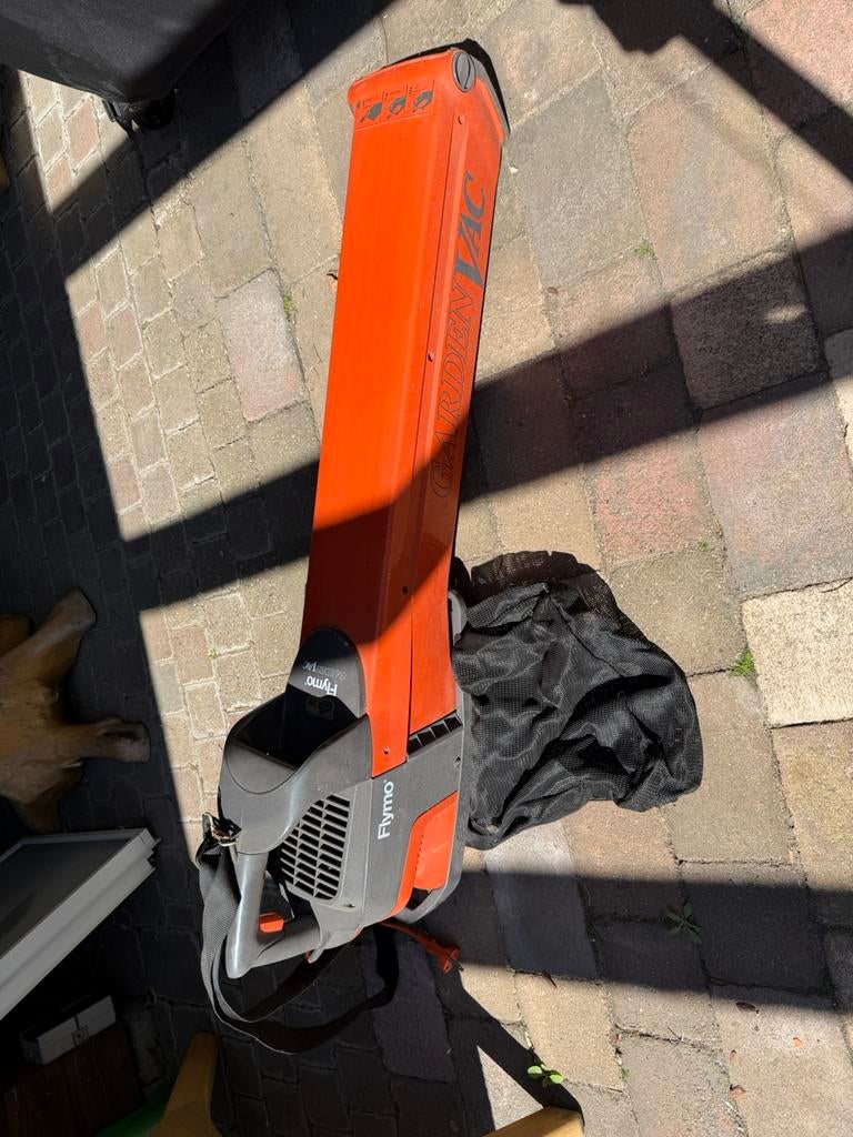 Flymo garden bladblazer, Ophalen, Gebruikt, Met opvangzak, Handgedragen