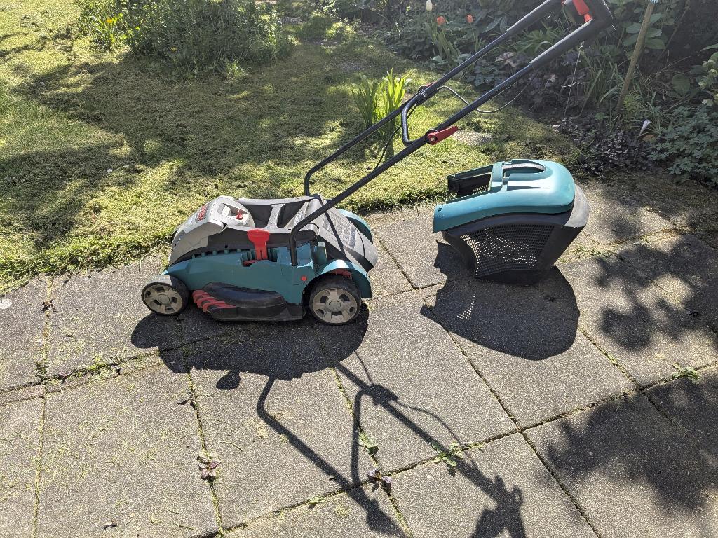 grasmaaier Bosch,type rotak 43 LI M (batterij), Ophalen, Cirkelmaaier, Gebruikt, Accu-grasmaaier