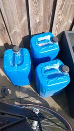 3 jerrycans van 20 liter, Ophalen, Gebruikt