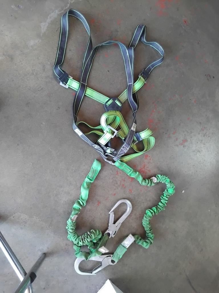 Veiligheidsharnas met dubbele lijn miller Valbeveiliging, Ophalen of Verzenden, Miller, Gordel, Harnas