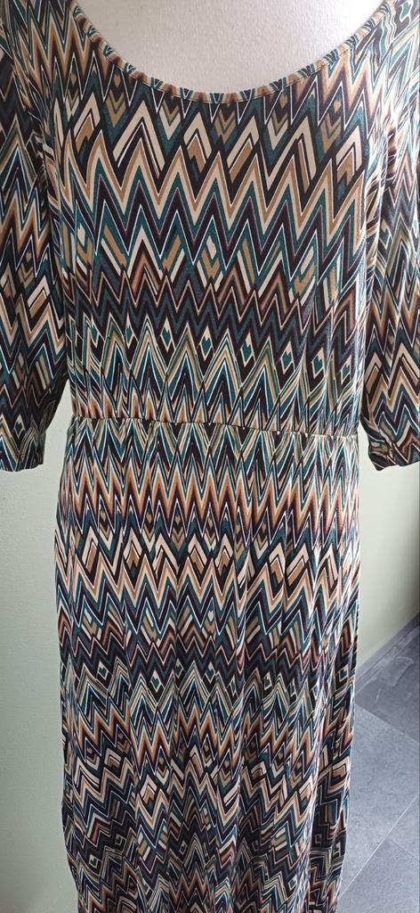 Jurk( Sara Lindholm)) maat 46/48, Overige kleuren, Maat 46/48 (XL) of groter, Gedragen, Onder de knie