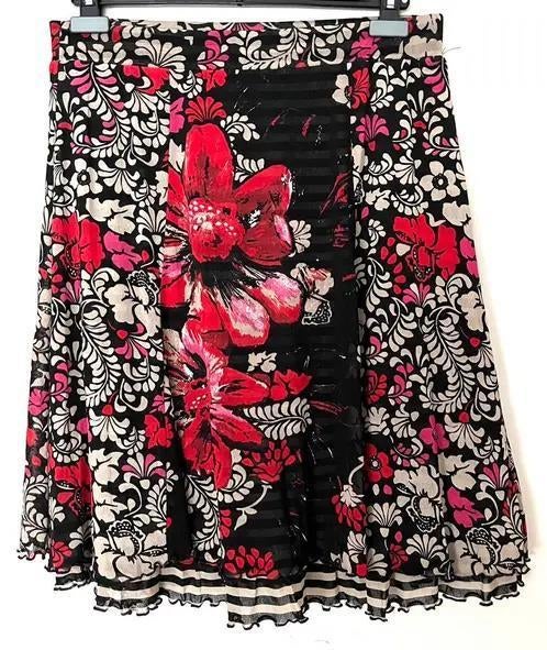Taifun rok maat 40