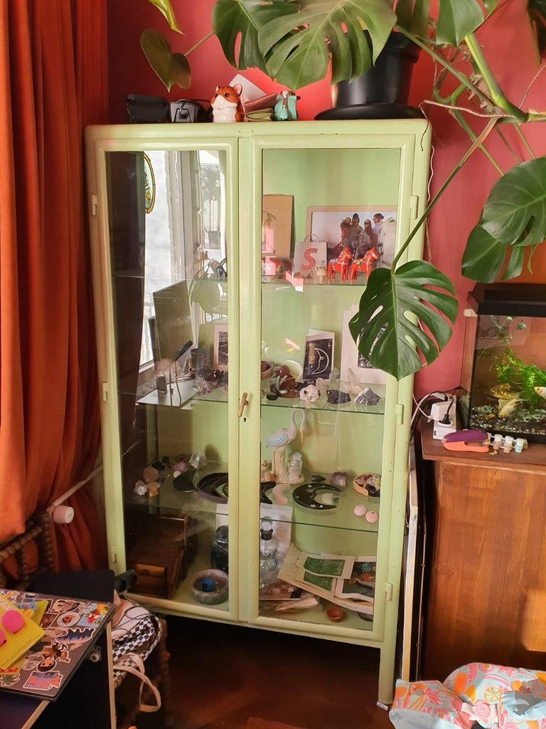 Apothekerskast, Ophalen, Met plank(en), Gebruikt, 50 tot 100 cm