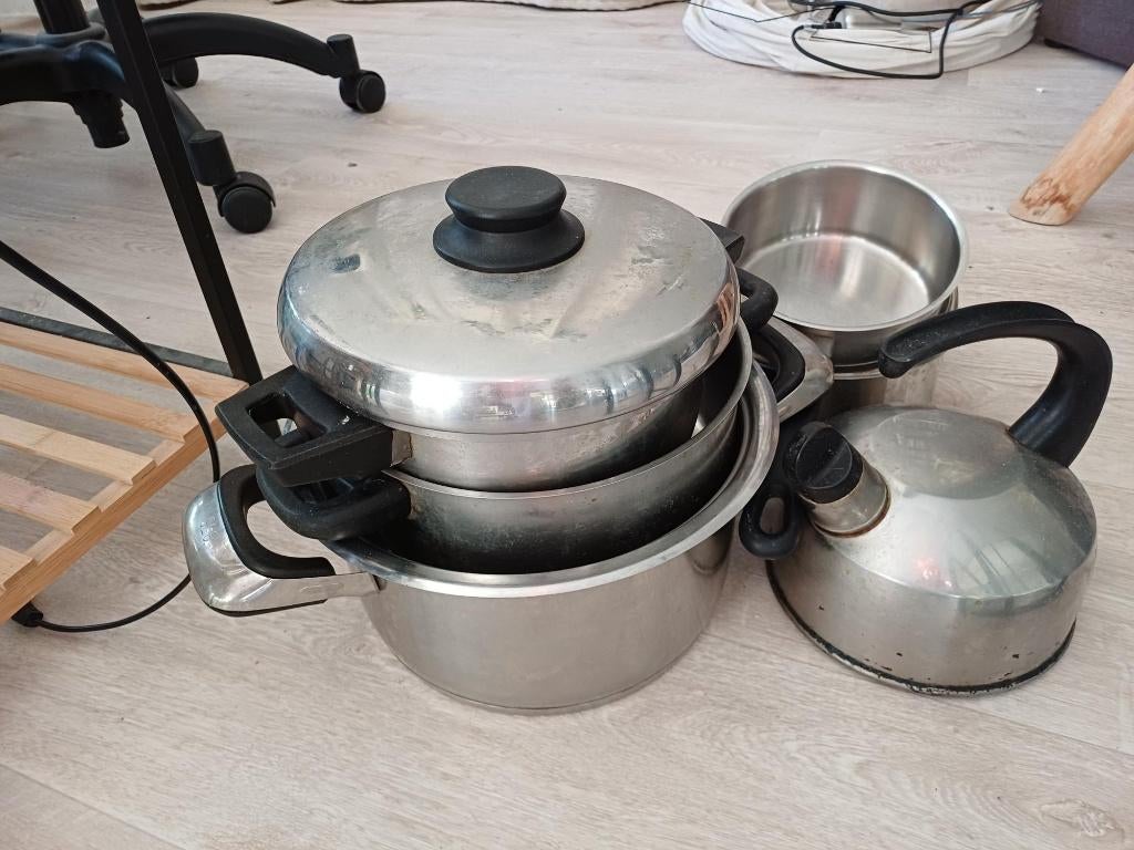 pannenset (teab), Huis en Inrichting, Ophalen, Gebruikt, Rvs, Pannenset