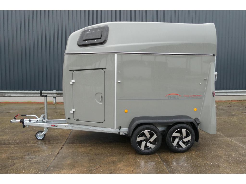 Bij Eemsned Thiel 2 paards trailer met veel opties, Nieuw, Overige typen