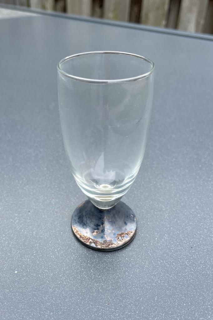 Glas met zilveren voet, Ophalen of Verzenden, Zo goed als nieuw, Overige typen