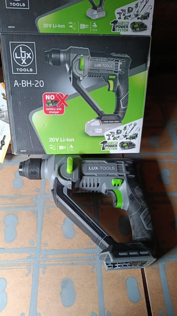 Nieuwe Lux Tools accu boormachine (zonder accu), Ophalen