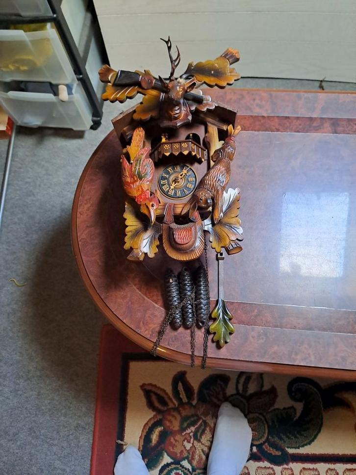 Antieke Koekoeksklok met Jachttafereel - Werking Onbekend, Antiek en Kunst, Antiek | Klokken, Ophalen of Verzenden