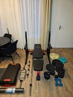 Complete fitness set, 162kg, haltersteunen, bankje, dumbells, Ophalen, Zo goed als nieuw, Fitnessbank