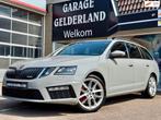Skoda Octavia Combi 2.0 RS 245PK | Bi-Xenon | Full-Led | Nav, Stof, Gebruikt, 4 cilinders, Traction-control