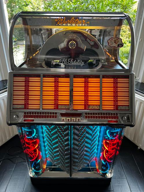 Te Koop Wurlitzer 1700HF  (1954), Verzamelen, Automaten | Jukeboxen, Zo goed als nieuw, Wurlitzer, 1950 tot 1960, Ophalen of Verzenden