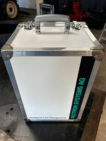 Kleine flightcase beschikbaar voor biedingen