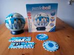 Ravensburger puzzel bal bol met pinguïns en standaard, Ophalen of Verzenden, Meer dan 50 stukjes, Zo goed als nieuw, 6 jaar of ouder