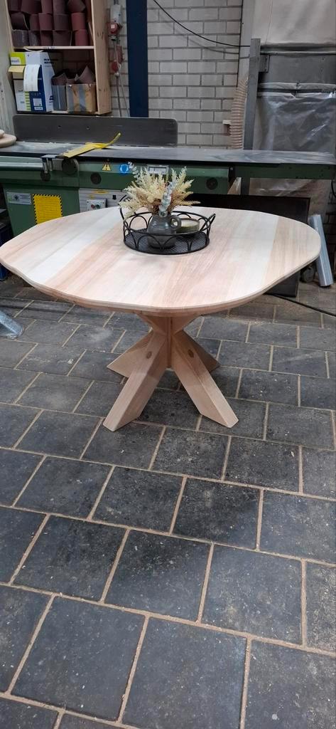 essenhouten tafel organisch/druppel model met facetrand, Huis en Inrichting, Tafels | Eettafels, Nieuw, 100 tot 150 cm, 100 tot 150 cm