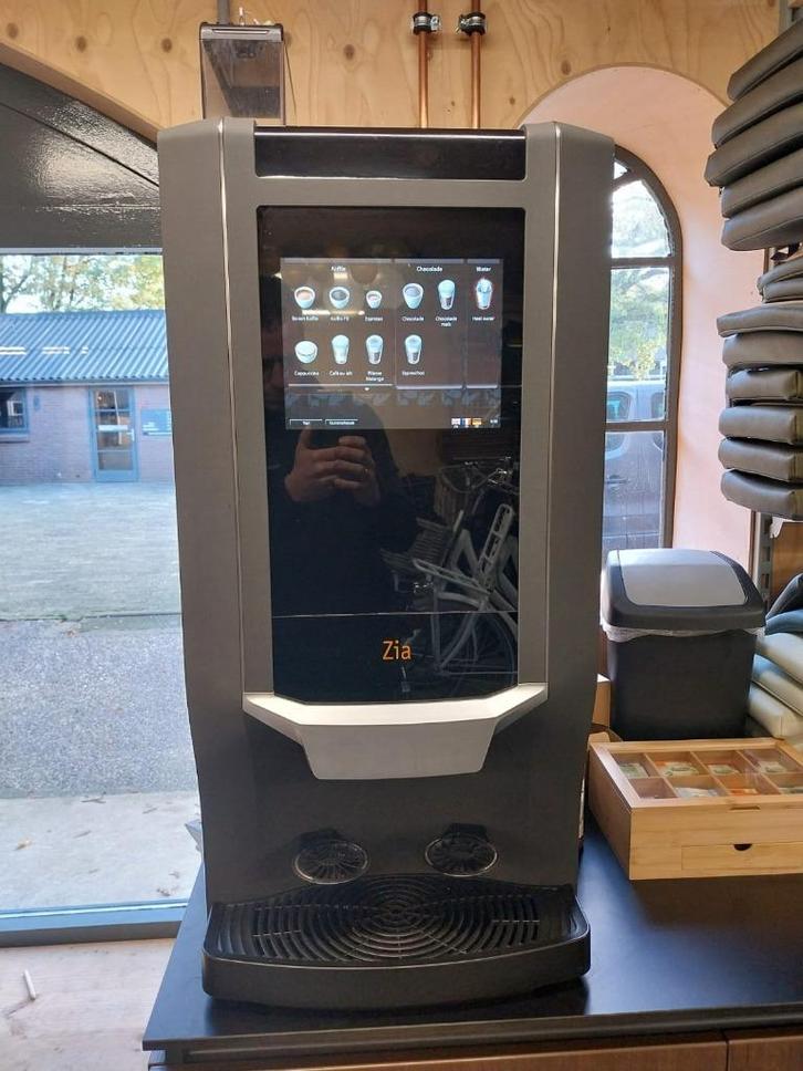 Goed werkende koffieautomaat De Jong Duke Zia, Witgoed en Apparatuur, Koffiezetapparaten, Gebruikt, Koffiebonen, Koffiemachine