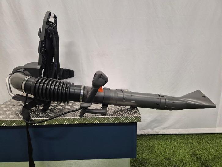 Rugzak accublazer 550 IBTX, Tuin en Terras, Bladblazers, Gebruikt, Ruggedragen, Accu, Ophalen