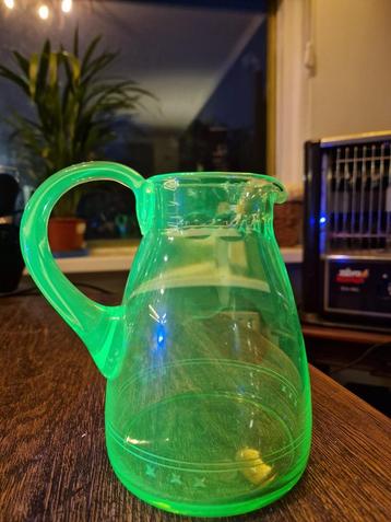 uranium waterkan beschikbaar voor biedingen