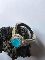 Entourage ring with brilliants and a sky blue gemstones, Blauw, Ophalen of Verzenden, Zo goed als nieuw, 17 tot 18