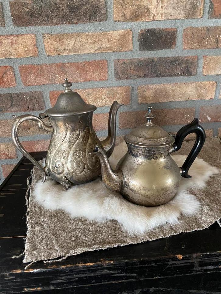 Vintage sierlijke theepotten., Antiek en Kunst, Antiek | Keukenbenodigdheden, Ophalen of Verzenden