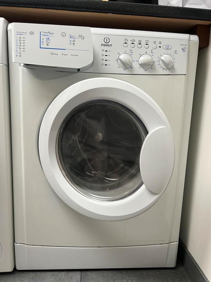 Indesit wasmachine/droger combinatie, Witgoed en Apparatuur, Was-droogcombinaties, Gebruikt, 4 tot 6 kg, Minder dan 85 cm, Ophalen