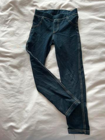 Legging maat 110/116 beschikbaar voor biedingen