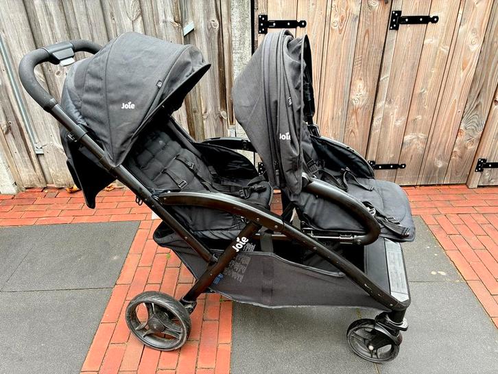 Duo buggy/kinderwagen, Kinderen en Baby's, Tweelingen en Meerlingen, Zo goed als nieuw, Kinderwagen of Buggy, Ophalen