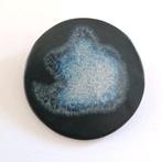 Grote broche
van keramiek - 5.2 cm, Ophalen of Verzenden, Zo goed als nieuw, Overige materialen