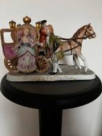 Vintage Porseleinen Beeld Koets met Paard, Ophalen of Verzenden