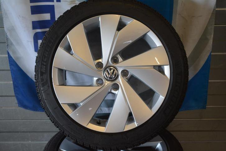 ZGAN Originele "17" Winterset  VW Golf 5/6/7/8/Caddy (804), Auto-onderdelen, Banden en Velgen, Banden en Velgen, Winterbanden