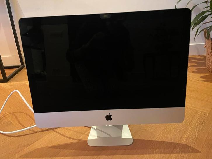 iMac 21.5" 4K Retina (2019) - Zeer Goede Staat!, Computers en Software, Apple Desktops, Zo goed als nieuw, iMac, Onbekend, 3 tot 4 Ghz