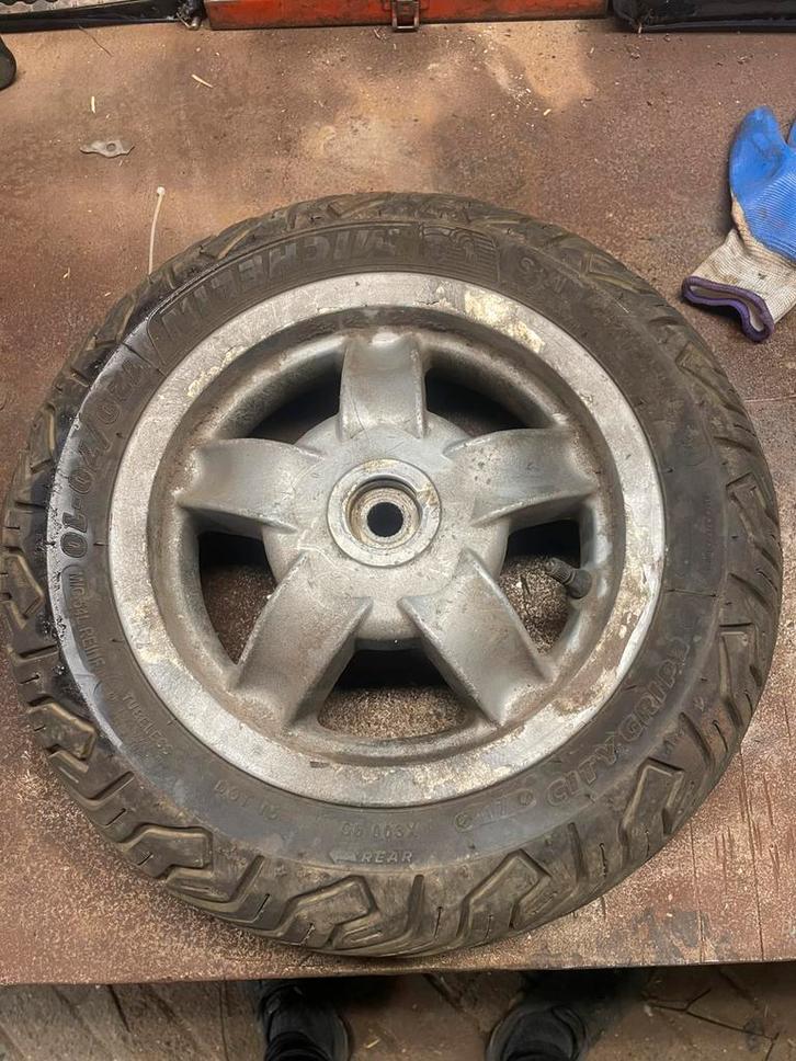 Aantal peugeot verticaal onderdelen en piaggio zip, Fietsen en Brommers, Brommeronderdelen | Algemeen, Gebruikt, Ophalen of Verzenden