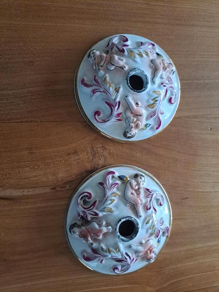 Porseleinen lampenrozetten  Capodimonte-s, Antiek en Kunst, Antiek | Lampen, Ophalen of Verzenden