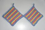 2 Retro fleurige handgemaakte pannenlappen, Ophalen of Verzenden, Zo goed als nieuw, Overige typen