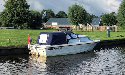 Draco kajuit motorboot, Watersport en Boten, Motorboten en Motorjachten, Gebruikt, Polyester, Tot 6 meter, Benzine, Binnenboordmotor