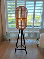 Vloerlamp rotan in nette staat!, Ophalen, Zo goed als nieuw