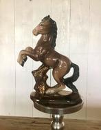 Vintage kitsch beeldje paard en een boekensteun, Verzamelen, Beelden en Beeldjes, Ophalen of Verzenden, Gebruikt, Dier