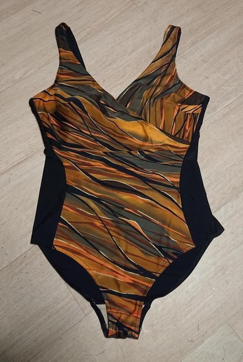 Diverse badpak tankini 42 oa Hema Livera Hunkemöller Lycra, Kleding | Dames, Badmode en Zwemkleding, Zo goed als nieuw, Badpak
