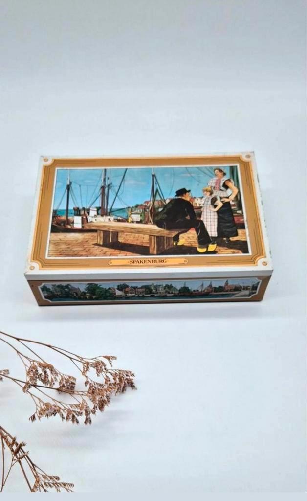 Enkhuizer Banketblik Urk - Zuiderzee Klederdrachten, Verzamelen, Blikken, Overige, Ophalen of Verzenden