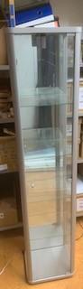 Glazen vitrinekast, Huis en Inrichting, Kasten | Vitrinekasten, Ophalen, Met plank(en), Minder dan 50 cm, Gebruikt