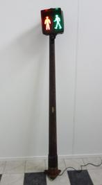 DECORATIE oud zwaar metalen stoplicht pilaar met verlichting, Ophalen, Gebruikt