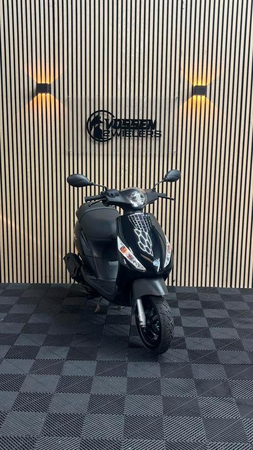 Piaggio Zip 2T | 2017 |  3.000 km | Origineel, Fietsen en Brommers, Scooters | Piaggio, Zo goed als nieuw, Zip, Maximaal 45 km/u
