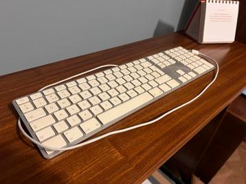 Mac Apple toetsenbord met keypad wit aluminium USB beschikbaar voor biedingen