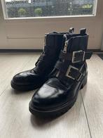 Zwarte enkellaarzen met gespen - Maat 41, Zwart, Lage of Enkellaarzen, Ophalen of Verzenden, Zo goed als nieuw