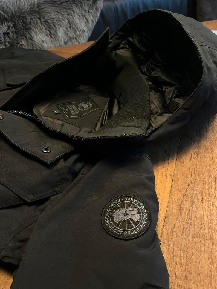 Canada Goose black label winterjas, Kleding | Heren, Jassen | Winter, Zo goed als nieuw, Zwart, Ophalen of Verzenden