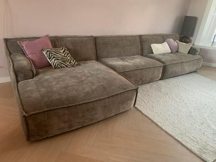 Grote loungebank groenige ribstof, 1 jaar oud, Trendhopper, Huis en Inrichting, Banken | Bankstellen, Zo goed als nieuw, Hoekbank