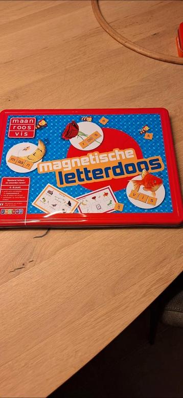 Magnetische Letterdoos - Zo Goed Als Nieuw! beschikbaar voor biedingen
