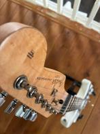 Fender squier stratocaster with an upgrade, Muziek en Instrumenten, Snaarinstrumenten | Gitaren | Elektrisch, Ophalen, Zo goed als nieuw